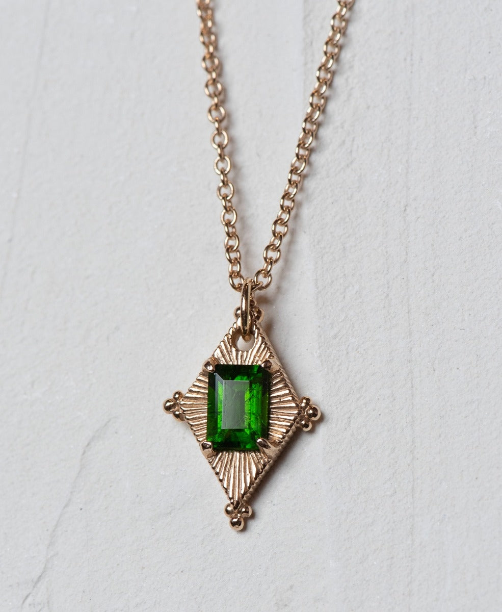 One of a Kind 346 - 9k Yellow Gold, Chrome Diopside