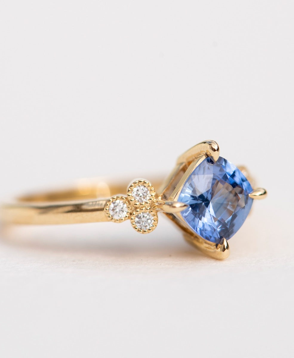 One of a Kind 383 - 18k Yellow Gold, Ceylon Sapphire