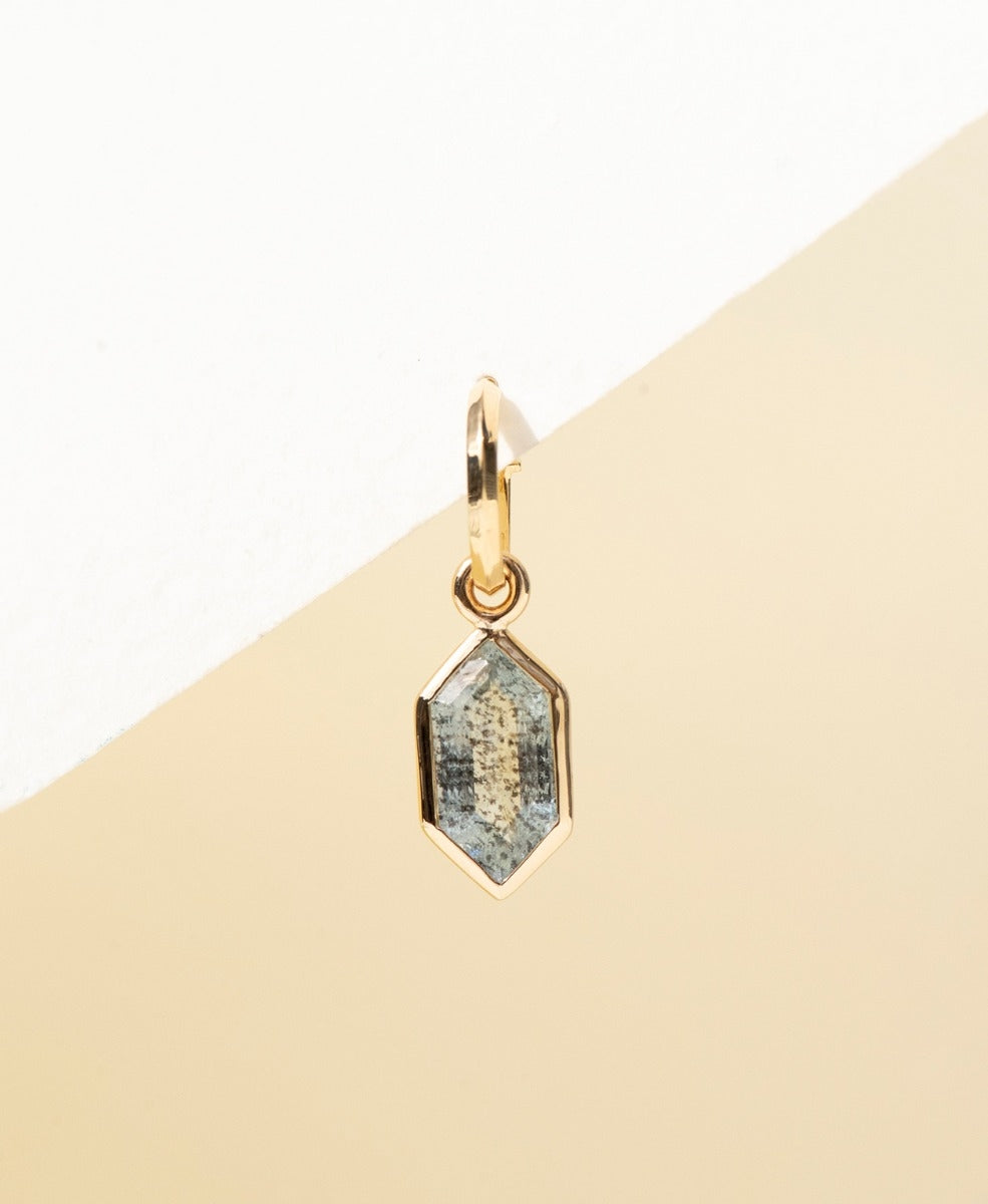 One of a Kind 388 - 18k Yellow Gold, Aquamarine