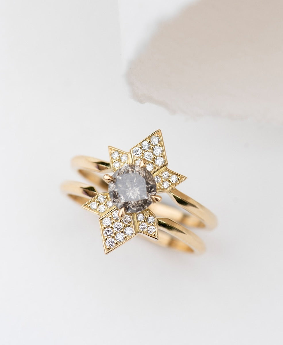 One of a Kind 410 - 18k Yellow Gold, Salt & Pepper Diamond