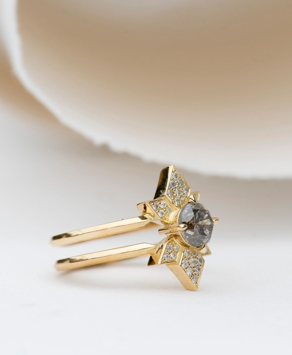 One of a Kind 410 - 18k Yellow Gold, Salt & Pepper Diamond