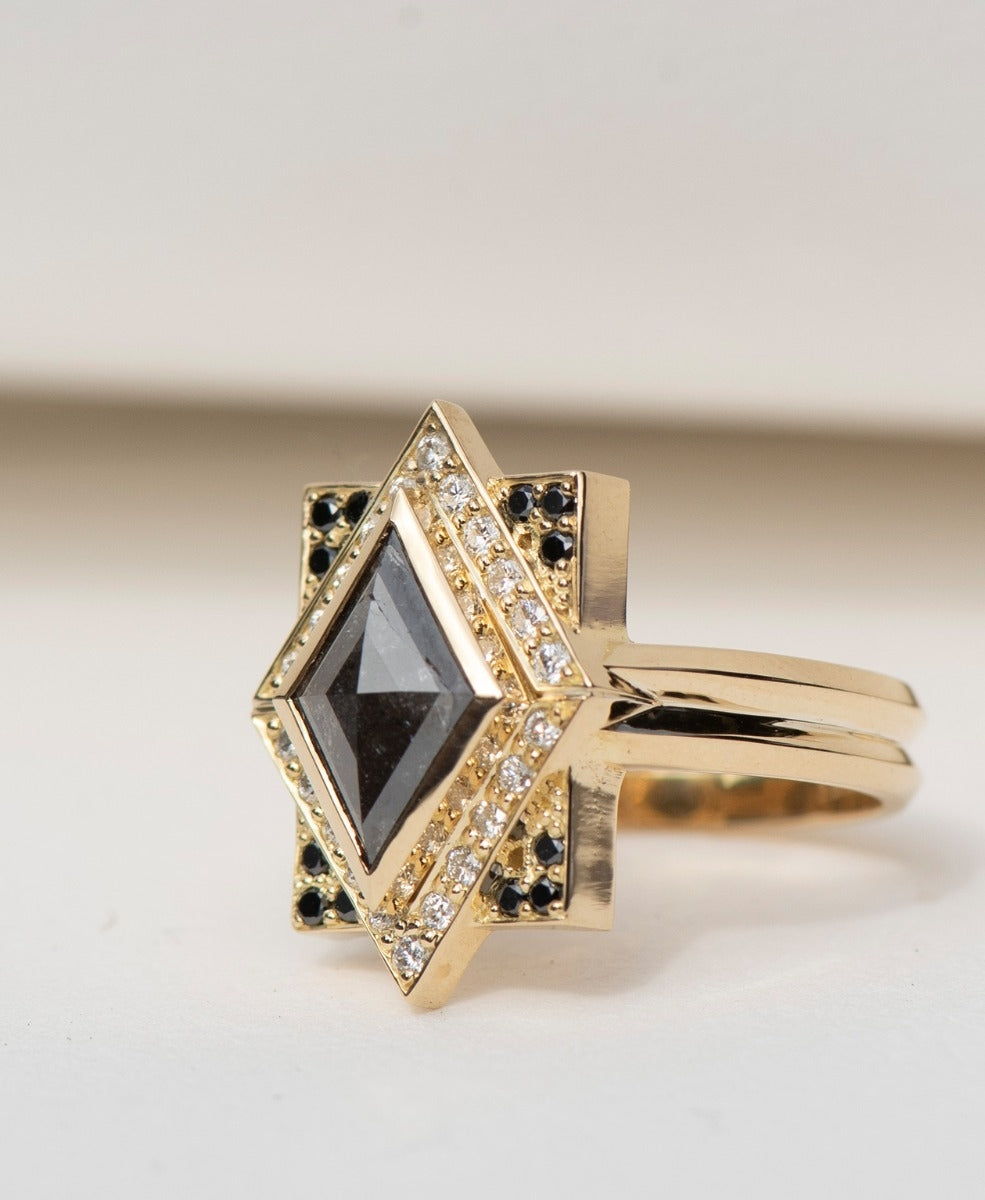 One of a Kind 404 - 18k Yellow Gold, Black Diamond