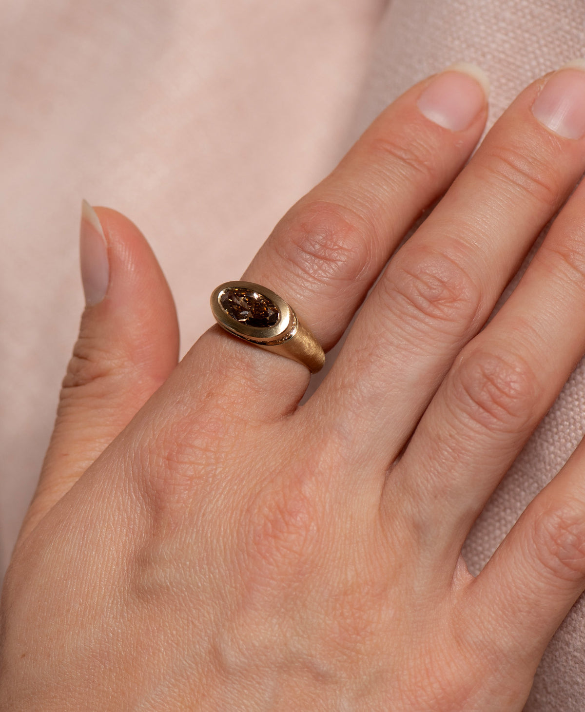 Rickie Engagement Ring - 18k Yellow Gold, Oval Cut Brown Diamond 1.5 carat