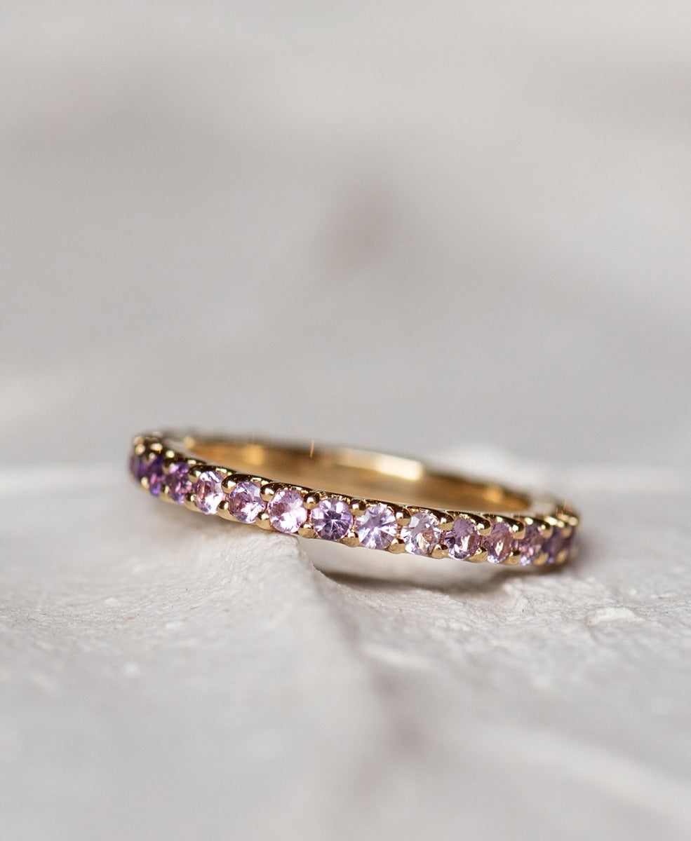 Sapphire Sempera Band - 18k Yellow Gold, Lilac Sapphire