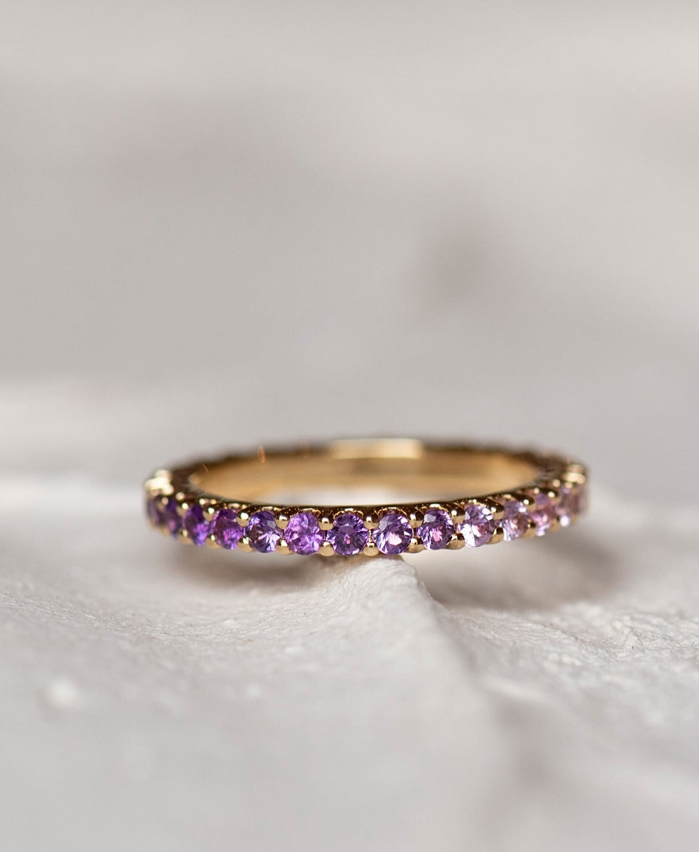 Sapphire Sempera Band - 18k Yellow Gold, Lilac Sapphire