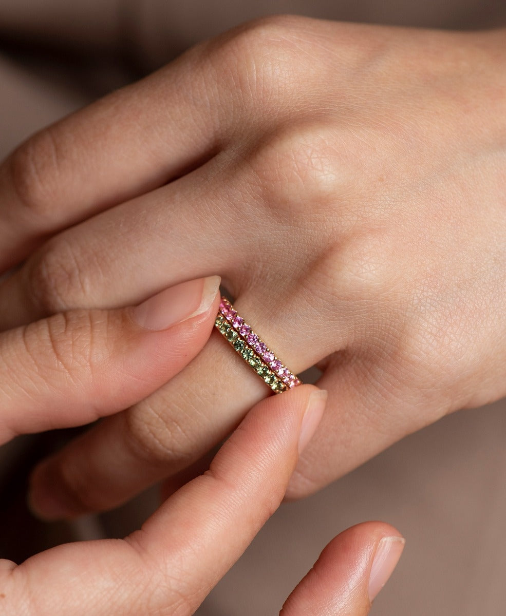 Sapphire Sempera Band - 18k Yellow Gold, Pink Sapphire