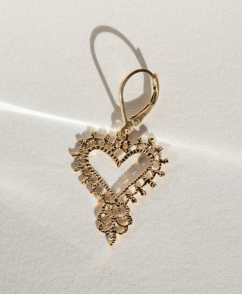single-gypsy-heart-earring-