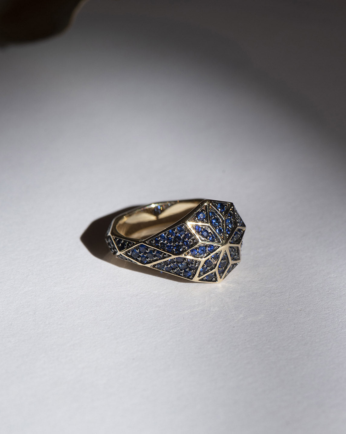 Venus Star Ring - 18k Yellow Gold, Blue Sapphire